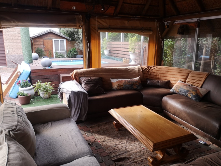 4 Bedroom Property for Sale in Azalea Park Eastern Cape